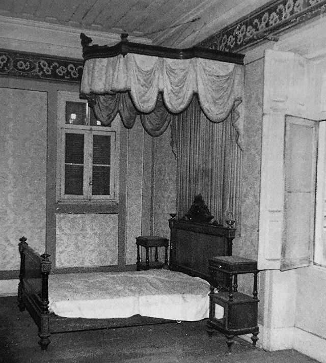 Na foto, um dos dormitórios originais do imóvel, entre o final do século 19 e início do século 20.