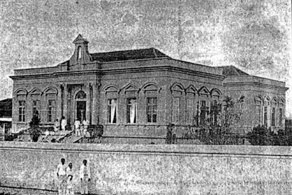 Prédio da Santa Casa aproximadamente em 1900.