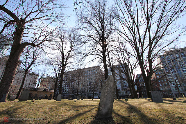 Central Burying Ground no centro de Boston (MA) - Clique na foto para ampliar.