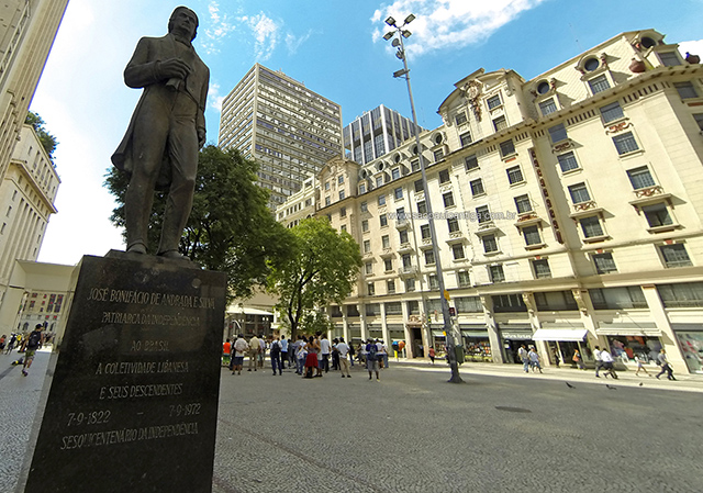 Monumento ao Patriarca da Independência do Brasil (clique na foto para ampliar)