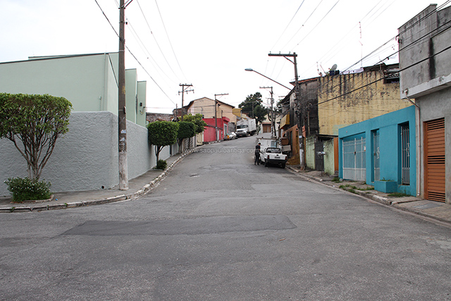vista parcial da Avenida Santana, em Guarulhos (clique na foto para ampliar)