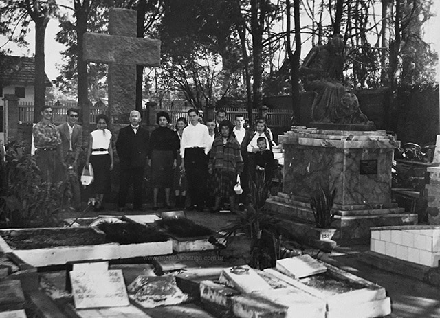 Cemitério de Animais em 1955 (clique para ampliar)