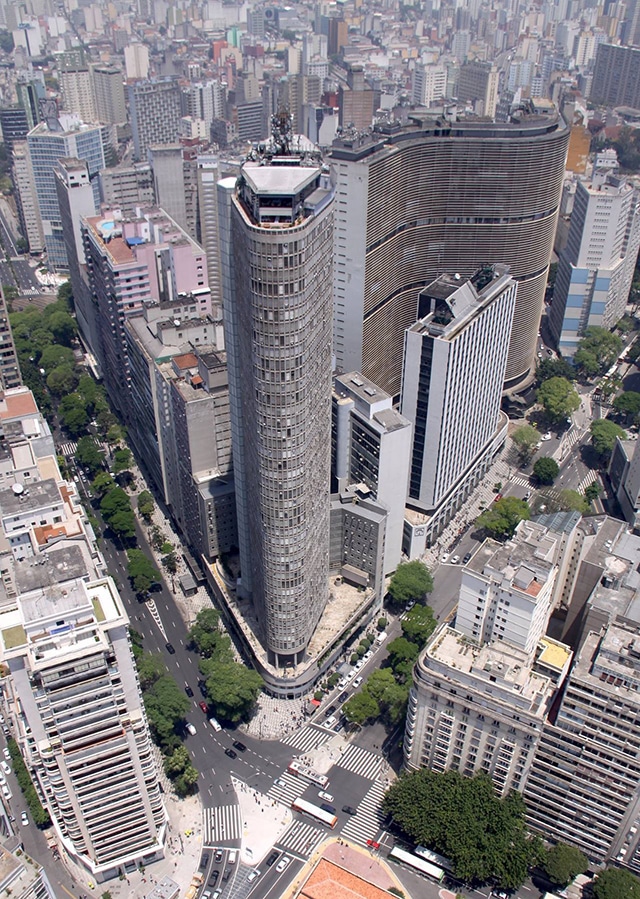 Na foto, o Edifício Itália
