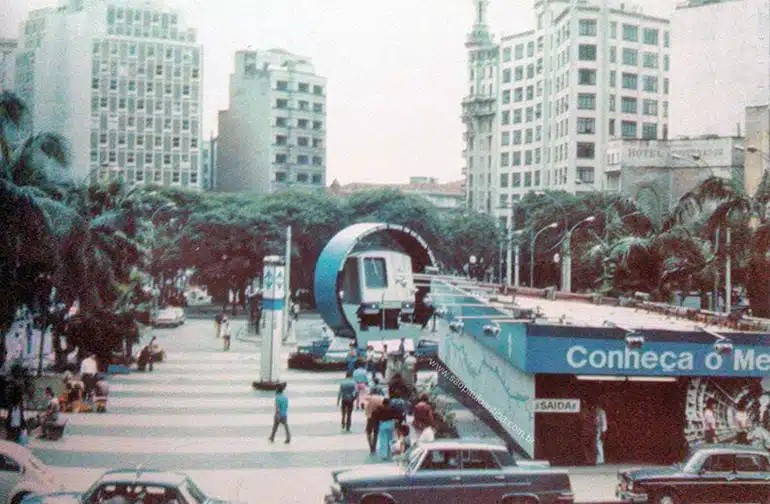 Década 1970 - Praça da Sé  Praça, Maiores cidades, Cidade de são